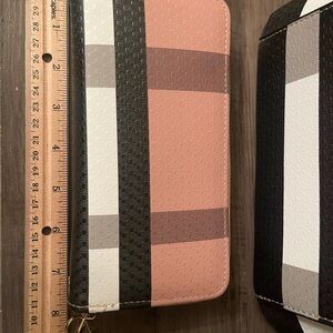 Trendy Striped Wallet